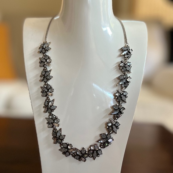 Kendra Scott Andrina Necklace - Picture 1 of 2